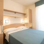 Aparthotel Per Vacanze Anchisemare 3*