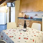 Per Vacanze Anchisemare Aparthotel