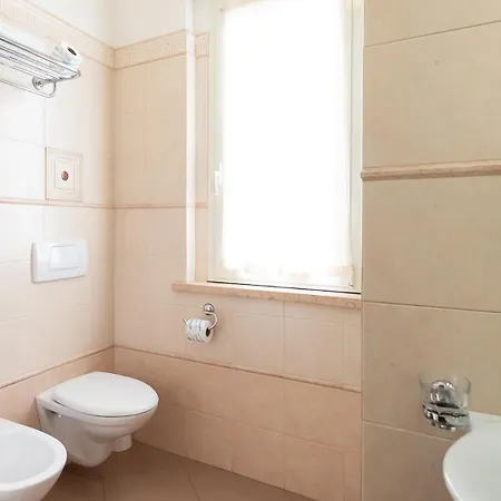 Appartamenti Per Vacanze Anchisemare Apart Otel 3*