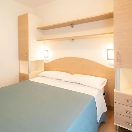 Appartamenti Per Vacanze Anchisemare Alba Adriatica