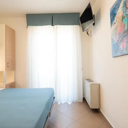 Apart Otel Appartamenti Per Vacanze Anchisemare Alba Adriatica