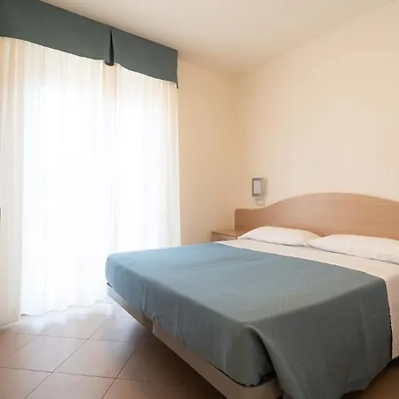 Appartamenti Per Vacanze Anchisemare Alba Adriatica