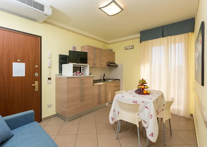 Per Vacanze Anchisemare Apartmanhotel 3*