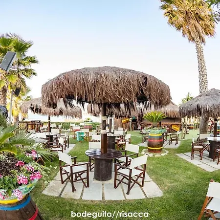 Aparthotel Appartamenti Per Vacanze Anchisemare Alba Adriatica