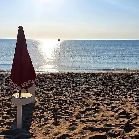 Aparthotel Appartamenti Per Vacanze Anchisemare