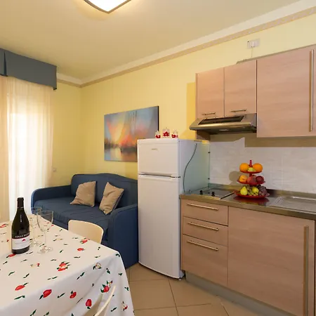 Apart-hotel Anchisemare 3*