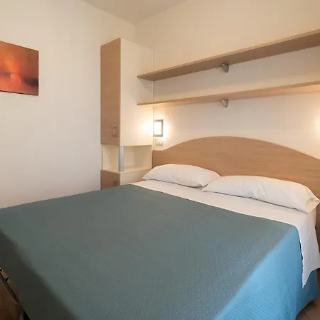 Per Vacanze Anchisemare Aparthotel Alba Adriatica