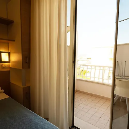 Per Vacanze Anchisemare Aparthotel