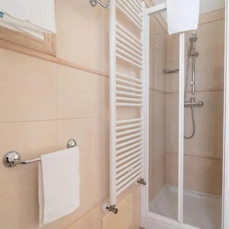 Appartamenti Per Vacanze Anchisemare 3* Alba Adriatica