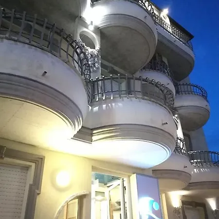 Appartamenti Per Vacanze Anchisemare