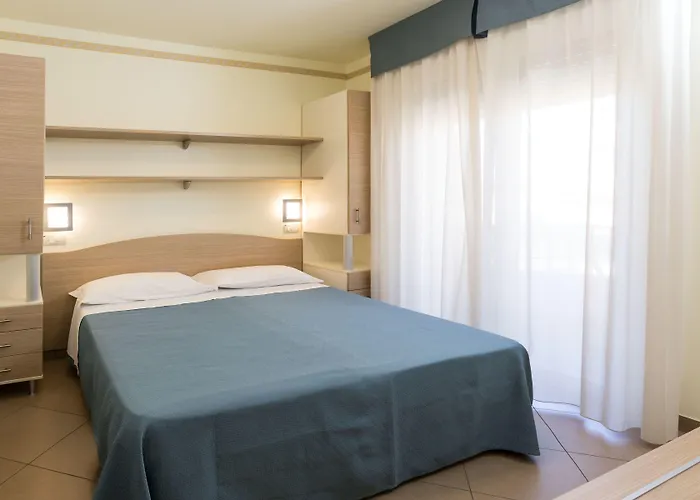 Appartamenti Per Vacanze Anchisemare Aparthotel