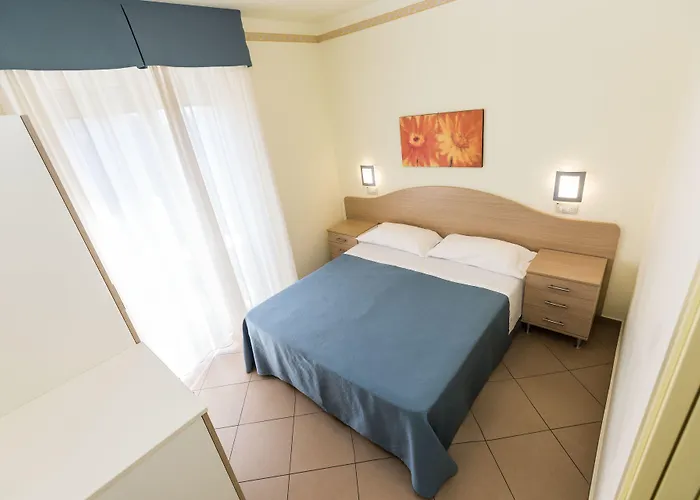 Appartamenti Per Vacanze Anchisemare 3*