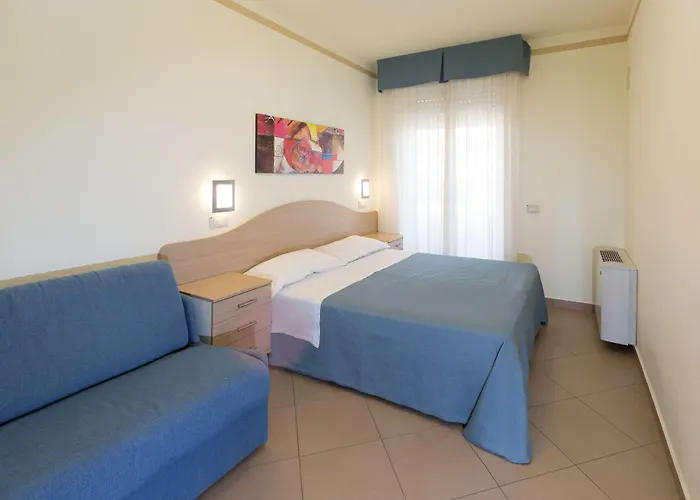 Appartamenti Per Vacanze Anchisemare 3* Alba Adriatica