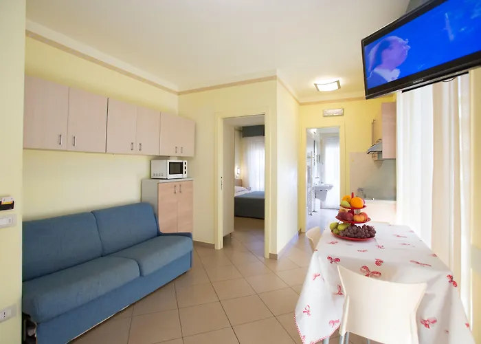 Appartamenti Per Vacanze Anchisemare Alba Adriatica