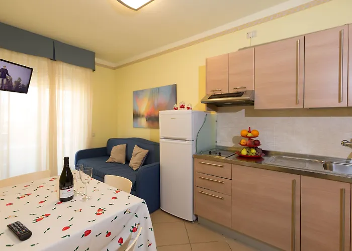 Aparthotel Per Vacanze Anchisemare 3*