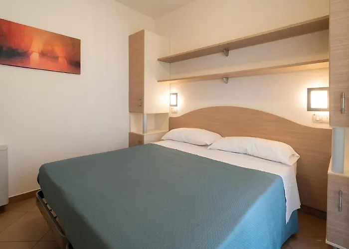 Appartamenti Per Vacanze Anchisemare Aparthotel Alba Adriatica