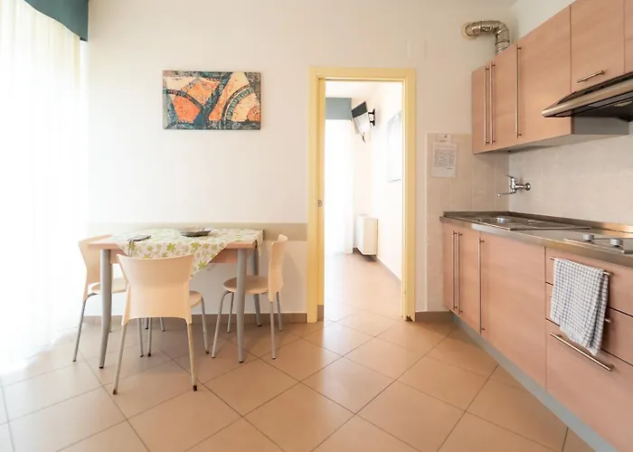 Appartamenti Per Vacanze Anchisemare Alba Adriatica